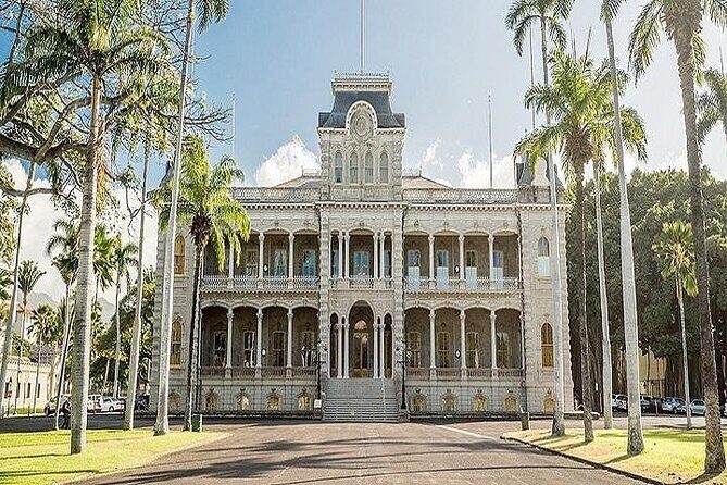 Arizona Memorial Pearl Harbor & Honolulu City Tour from Waikiki - Kawaiahaʻo Church: a short stop that lands the timeline