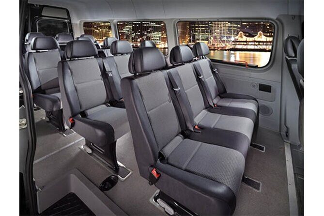 Arrival - Private Transfer Honolulu Airport to Waikiki Hotel - Van size and luggage handling: choose the right vehicle for your bags