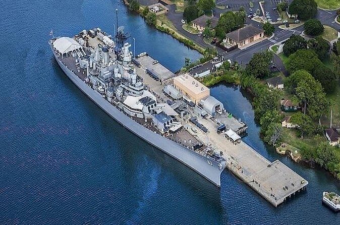 Battleships of WWII at Pearl Harbor Departing from Waikiki - Stop 3: The USS Missouri deck tour and the WWII surrender story