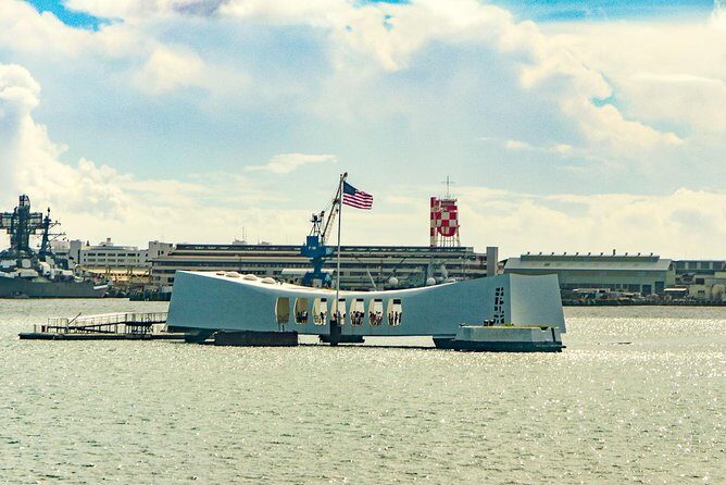 Best of Oahu: Pearl Harbor, Arizona Memorial and the Polynesian Cultural Center - How Pearl Harbor and the USS Arizona Memorial Are Set Up
