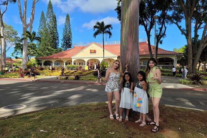 Byodo Temple and Waimea Botanical Garden Tour - Diamond Head and Halona Blowhole: Quick Stops With Whale-Season Bonus
