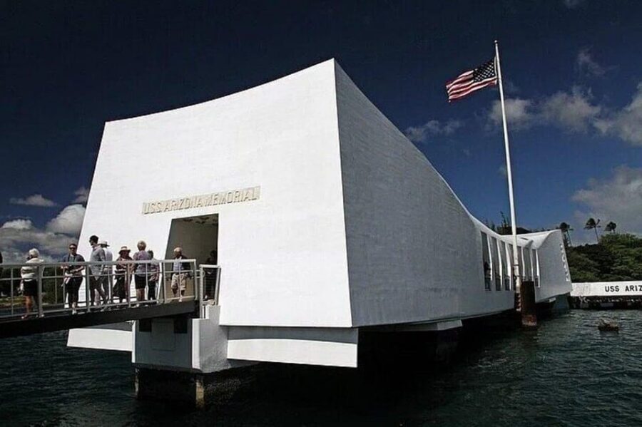 Honolulu: Pearl Harbor, USS Arizona and Battleship Missouri - Price and value: what $156 buys you in real convenience