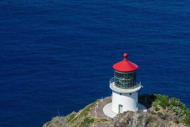 Makapu’u Lighthouse Trail and Shuttle Service - Halona Blowhole: the ocean’s special effects before the hike