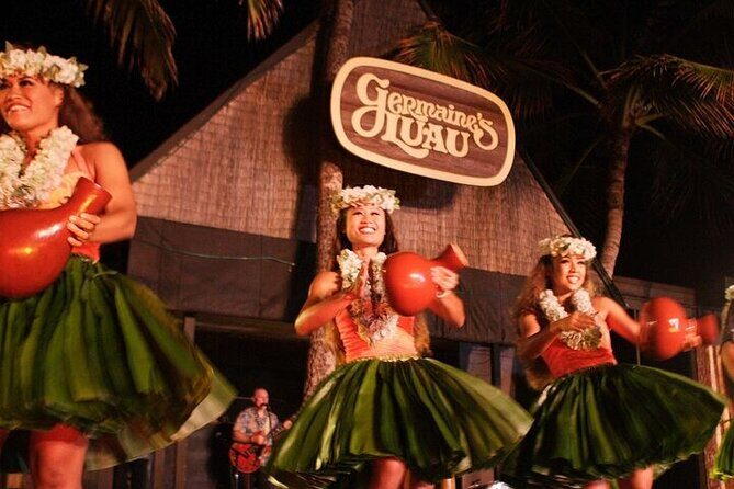Oahu: Germaine's Luau - Polynesian show: dance, costumes, and the interaction angle