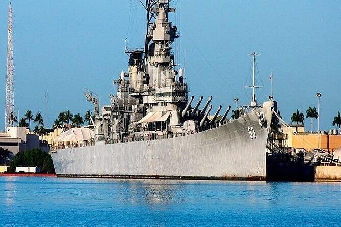Pearl Harbor and Mini Circle Island Tour from Kauai - Key highlights you’ll notice fast