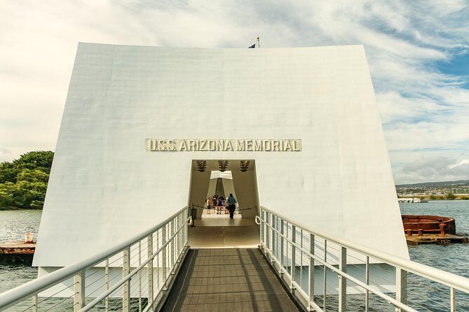 Pearl Harbor: Arizona & Missouri Battleship Tour From Maui, Big Island & Kauai - Battleship Missouri Memorial: why the deck matters