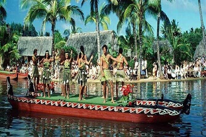 Pearl Harbor, Dole Plantation, and Polynesian Center from Maui - USS Arizona Memorial: What to Notice (and How to Respect the Moment)