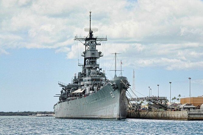 Premium Pearl Harbor Small Group Tour with Lunch - National Cemetery and the rest of the memorial map