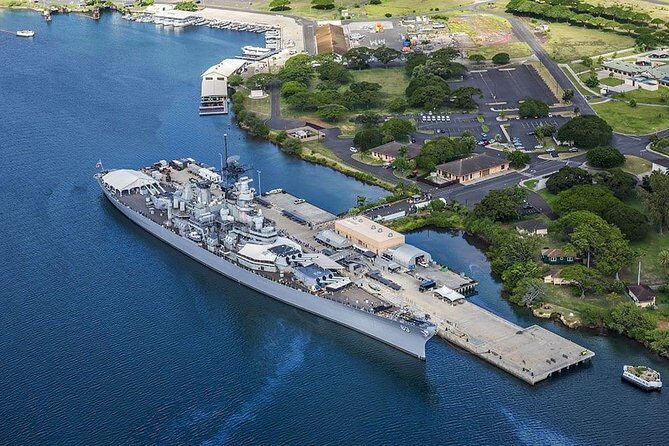 Premium Pearl Harbor Small Group Tour with Lunch - Battleship Missouri on your own: seeing the surrender site